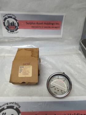 4270828-0010 Wika 9736422 Gauge 2-1/2 In Face 1/4 Npt Back Connection 15psi Nos