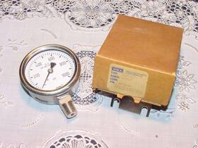 9833515 Wika 233.53 Type 2.5 Inch Pressure Gauge 0-1000 Psi Dial Stainless New