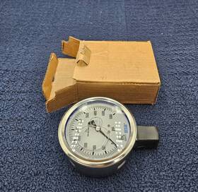 9833663 Wika Pressure Gauge 4 Inch Dial To 5 000 Psi 1/2 Thread Npt Lower