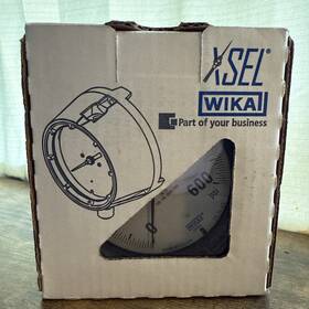 9834065 Wika 600psi Process Pressure Gauge 1/2 Inch Npt Lower Mount 4.5 233.34