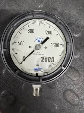 9834915-0009 Wika 233.34.4.5 2000 Psi 1/2 Npt Lower Mount Xsel Process Gauge