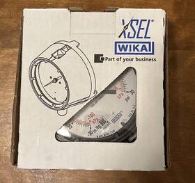 9837523 Wika Instrument Xsel 232.34 4.5 Inch Pressure Gauge 1/2 Npt Lower Mount -30inhg 30psi