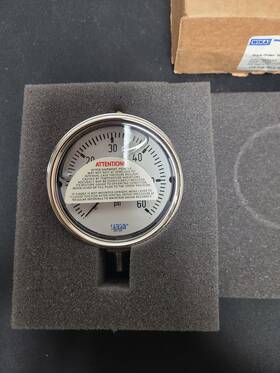 Wo01022042 Wika 233.54 - 2.5 Inch Dial 60 Psi Pressure Gauge