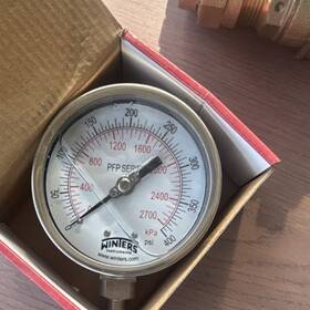 Pfp650 Winters Ss 4 Inch 1/4 Npt Btm 0-400psi