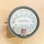 Dwyer 2001AV Magnehelic Differential Pressure Gauge (0-1.0"WC And 500-4000 Fpm). Fixed Price $24.99.