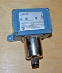 United Electric Controls J6D-156 9573 0-100PSI Pressure Switch 1/4" Npt 277VAC. Fixed Price $89.95.