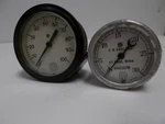 Lot Of Vintage Vacuum Us Co Ny Gauges AD-2215 And AD-3823 1/2". Fixed Price $69.95.