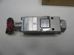 Custom Control Sensors Pressure Switch Ccs 6900P32. Fixed Price $422.71.