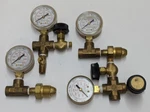 Lot Of Pg 84H6 4000 Psi High Pressure Gauges For O2 HP128 W/brass Fittings. Fixed Price $53.99.