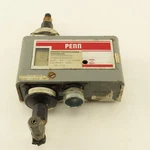 Penn 61-0001 Differential Pressure Gauge 8/70PSI. Fixed Price $68.43.