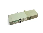 Numatics 051BA400M000061 Solenoid Valve 2-POS 5-PORT 24VDC 120PSIG. Fixed Price $28.79.