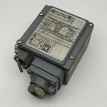 Square D 9012 GEW-22 Pressure Switch 20-675PSIG. Fixed Price $199.99.