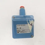 United Electric H100-193 95324 20-500PSI 480V Pressure Switch 2500PSI Proof. Fixed Price $111.22.