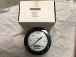 Metadure Dwyer Pressure Gage 322AS155-1 56190 1/4 Npt Gauge Mil Spec 0-600 Psi. Fixed Price $10.00.