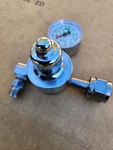 Western Enterprises M1-540-P Preset Pressure Gauge Regulators Oxygen 4000 Psi. Fixed Price $95.00.