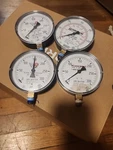 (4) 4.5" 300 Psi Air/water Pressure Gauge. Fixed Price $25.00.