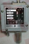 General Electric CR127B402 / (new In Box). Fixed Price $262.05.