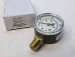 (new) Usg 172694A 50MM P915 2000KPA 300PSI 1/4" Gauge. Fixed Price $9.00.