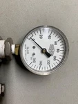 7 GL335FG Dixon Valve Flutterguard Dry Gauges 2-1/2" Face 1/4" Lm 0-160 Psi. Fixed Price $7.98.