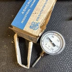 Ashcroft 3" Bimetal Thermometer 1/2" Npt Con 2.5" Stem 0-250F Range 30 Ei 60. Fixed Price $25.00.