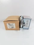 Dwyer Instruments Series 1900 Compact Low Differential Pressure Switch 1910-5. Fixed Price $49.00.