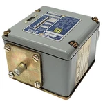 Square 9012ACW5 Ser B 600 V 1-75 Psi Differential Pressure Switch. Fixed Price $174.99.