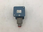 United Electric Controls Company H105-9645 Series Pressure. Fixed Price $82.50.