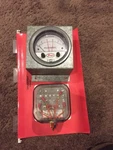 Dwyer 3005 Photohelic 0-5IN-H2O Pressure Switch Gauge Used. Fixed Price $45.00.