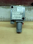 Allen Bradley 836T-T303J Pressure Control Switch 175-650 Psi New Fast Ship. Fixed Price $399.99.