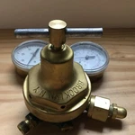 S-s Co Gas Regulator Valve Us Gauge BU-2581-AQ 4000 Psi & 60 By Brooklyn Ny. Fixed Price $69.99.