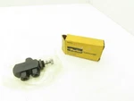 Parker GT400SV-10MT Hydraulic Guage Isolator Valve Block 1/4"NPT. Fixed Price $149.99.