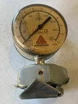 Anderson Instrument 160 Psi Pressure Gauge Sanitary End Bottom Mount. Fixed Price $50.00.
