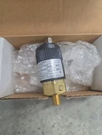 Barksdale Adjustable Range Pressure Switch 96211-BB2-T1 Nos. Fixed Price $100.00.