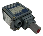 New Square D 9012-GCW-1 Pressure Switch 9012GCW-1 9012GCW1. Fixed Price $425.00.