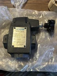 Eaton Vickers 572267 / Cs 06 Pressure Relief Valve 1500-3000 Psi *nob*. Fixed Price $299.50.