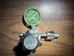 Harris Medical Oxygen Pressure Regulator 1-2898 2000 Psi Kpa 28000 One Gauge. Fixed Price $49.94.