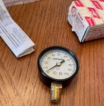 Nos Harvard Pressure Gauge Part No. Ipg 1002-4L Installation Use New Box. Fixed Price $9.95.