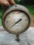 9.4" Crosby Aa-t Gauge 0-15 Steam Pressure W/ Fitting Feet Of Water Loco?. Fixed Price $159.99.