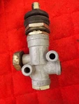 Genuine Bendix 284388 TW-7 Air Brake Control 2-WAY Valve. Fixed Price $95.00.