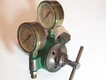 Gauges Gages Airco No 8410005 8410009 Reduction 200 3000 Psi. Fixed Price $109.00.