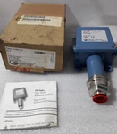 United Electric H100-174 Pressure Switch 8TO200PSI/0.6TO13.8 Bar 1000 15A. Fixed Price $246.05.