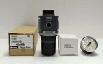 Parker 1/2" Press. Regulator P32RA14BNGP Wh Gauge K4520R1411B 125 Psi 300P. Fixed Price $190.00.