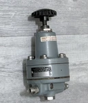 Siemens 40-200 Nullmatic Pneumatic Pressure Regulator 1/4" Npt Moore Gauge. Fixed Price $74.95.