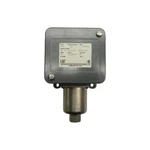 United Electric H105-126 125/250VAC 15A 30"HGVAC/0PSI Nsnp. Fixed Price $323.00.