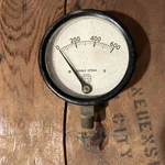 Vintage Gauge Co Ny 3 1/2 AD-6949 600 Lbs- Made Usa. Fixed Price $29.00.