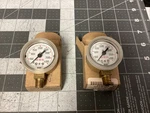 (lot Of 2) Wika 111.11.41.4000 Pressure Gauges - 4000PSI, 1.5" (LPW126I). Fixed Price $19.99.