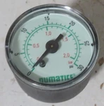 Numatics 0-30PSI Pressure Gauge New Open 0-2.0 Bar F&r 100 Unmarked Whitebox. Fixed Price $19.99.