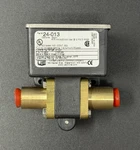 United Electric Controls Pressure Switch 24-013 96162 1-10PSI New. Fixed Price $114.99.