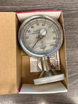Cse Sanitary Pressure Gauges 3-1/2" Sani-flow 0-100PSI 3P-D-2U-GF-BT. Fixed Price $120.00.
