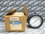 Used Weksler Instruments 05-C 4-1/2" Royal Gauge 100 Psig AA442 1/4"NPT Back. Fixed Price $20.00.